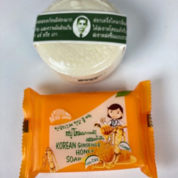 Dee Jang korean ginseng & honey soap and Rawra Herbal Distilled Soap 2 New - Picture 1 of 5